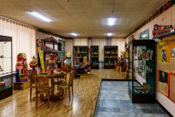 рядом с отелем Усадьба расположен музей Вознесенской матрёшки